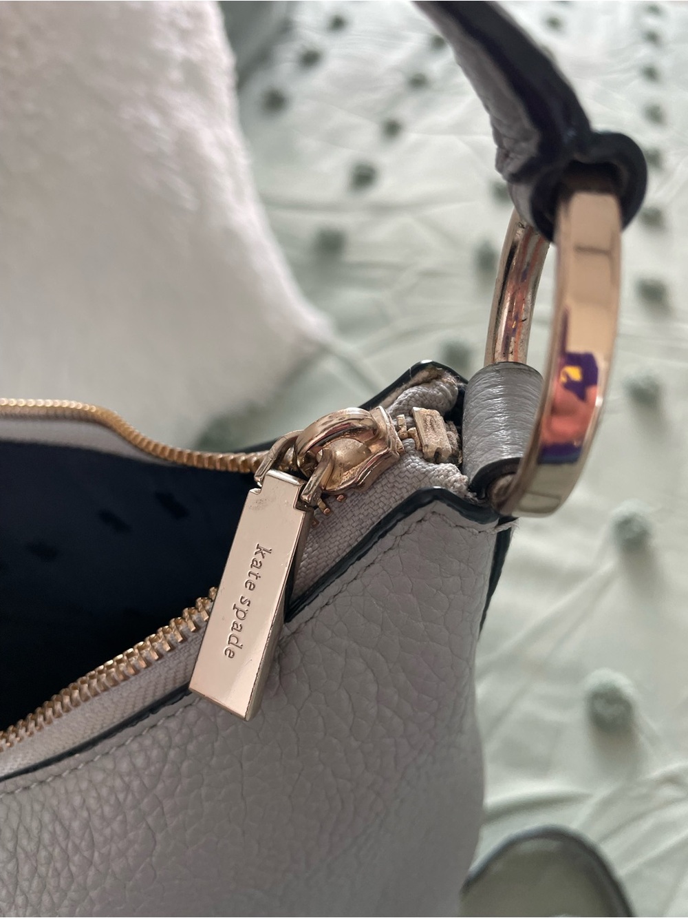 Kate Spade New York Weston shoulder bag crafted from pebbled leather - Picture 4 of 12